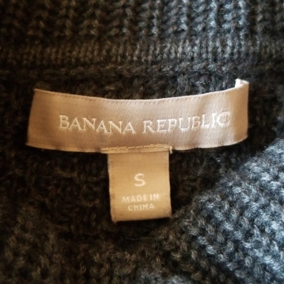 Banana Republic Chunky Knit Sweater - Picture 7 of 7